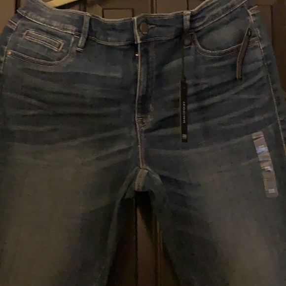 Jeans - Picture 2 of 11